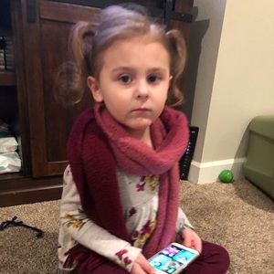 Meet your Posher, Casecasey